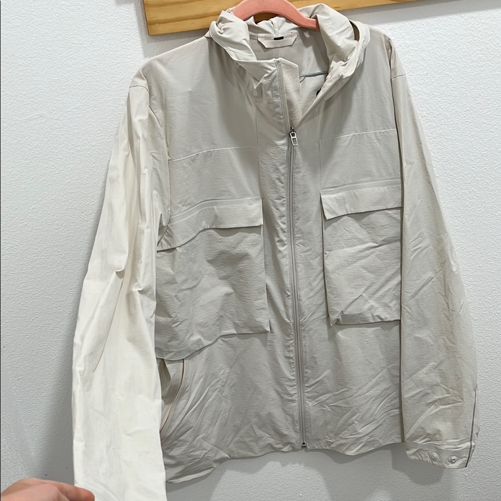 LULULEMON Lightweight Men’s Hooded Jacket